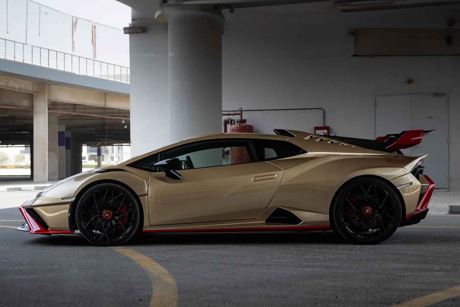 lamborghini golden 1